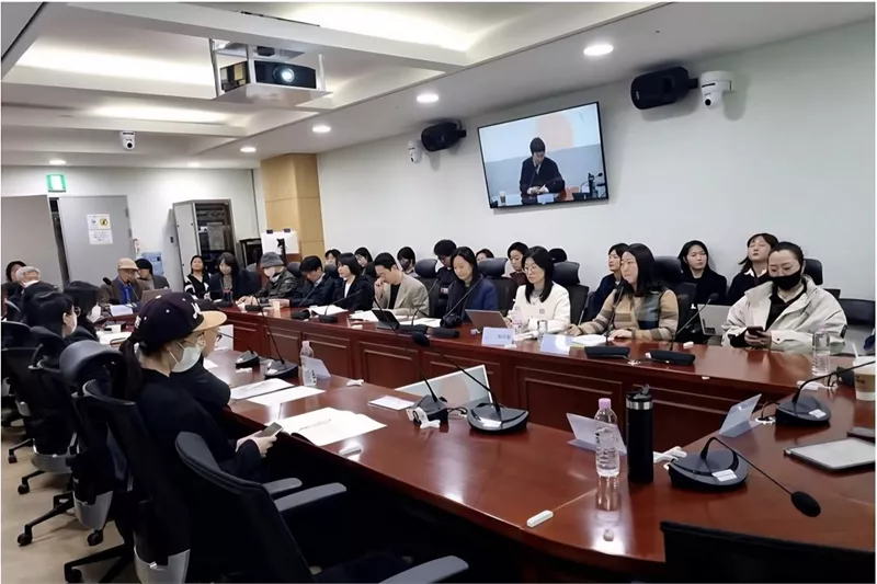 토론회 현장사진 (출처: 예술활동증명TF 인스타그램)